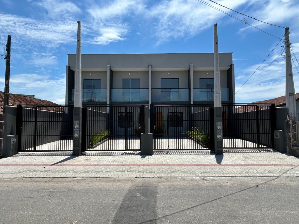 Geminado para Venda, em Joinville, bairro Comasa, 2 dormit�rios, 2 banheiros, 2 vagas